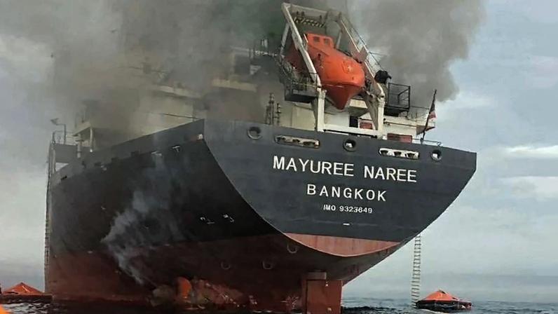 Navio de bandeira tailandesa atacado no Estreito de Ormuz – foto: Marinha da Tailândia/AFP