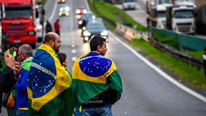 Governo aponta influência bolsonarista na ameaça de greve de caminhoneiros
