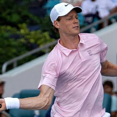 Sinner estreia em Miami com vitória tranquila