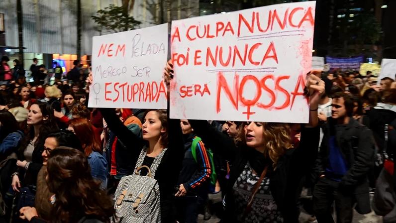 Brasil registra média de 15 estupros coletivos por dia em quatro anos