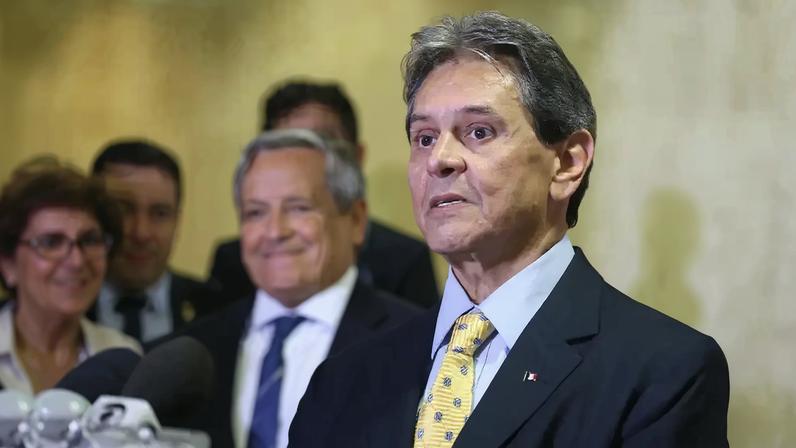 Ofício da Justiça do Rio nega ocorrências negativas e Roberto Jefferson pode evoluir para regime semiaberto. (Foto: Valter Campanato/Agência Brasil)