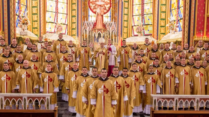 Flávio Dino derruba proibição e libera lançamento dos Arautos do Evangelho