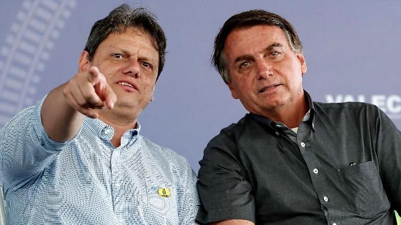 Tarcísio defende prisão domiciliar para Bolsonaro, alegando questão de justiça