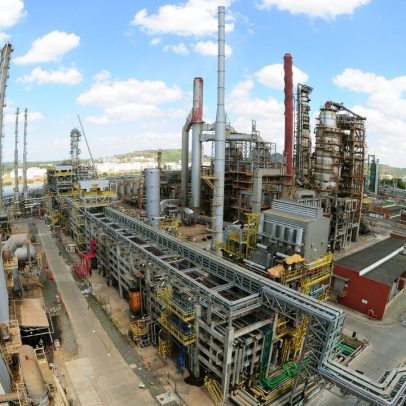 Petrobras analisa possibilidade de recomprar a refinaria de Mataripe