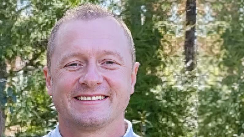 Pais de aluno da Geórgia dizem sentir remorso após morte de professor