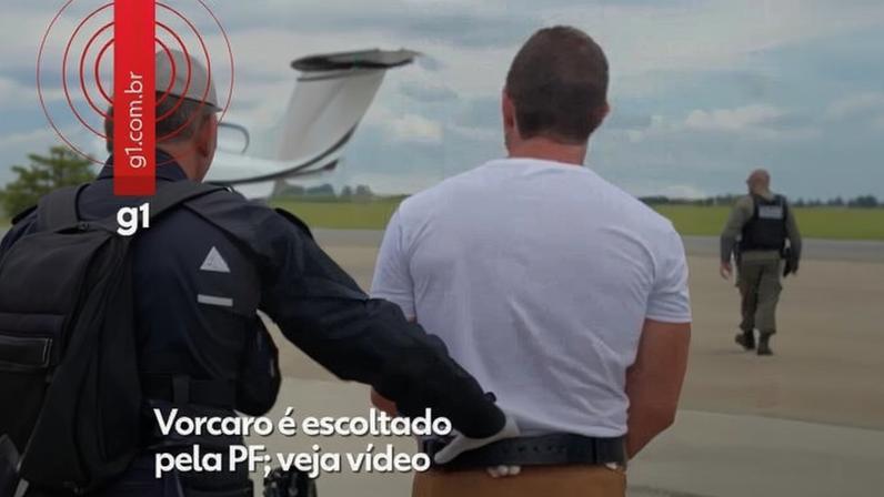 Vorcaro é escoltado pela Polícia Federal; confira o vídeo
