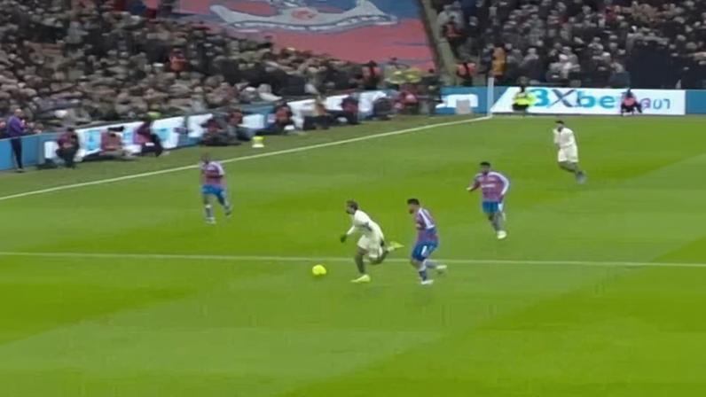 Em post, perfil oficial do Chelsea cita o Sport nas redes: "É os Leões, não tem jeito!" — Foto: Reprodução