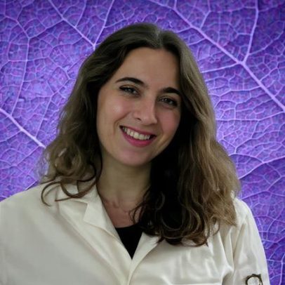 Gabriela Frajtag, 20, vence concurso internacional de biologia quântica