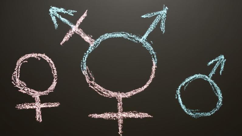 Cristãos contestam roupas femininas para meninos na escola