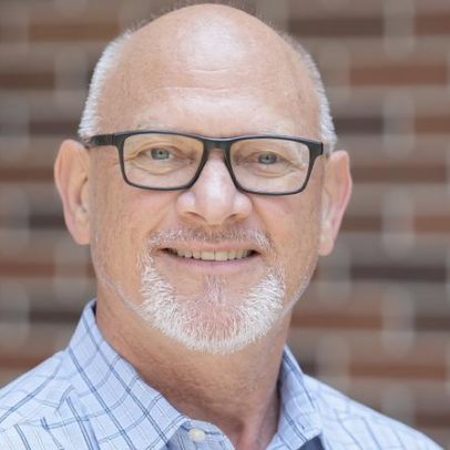 Pastor Robert Steele morre após emergência médica durante culto