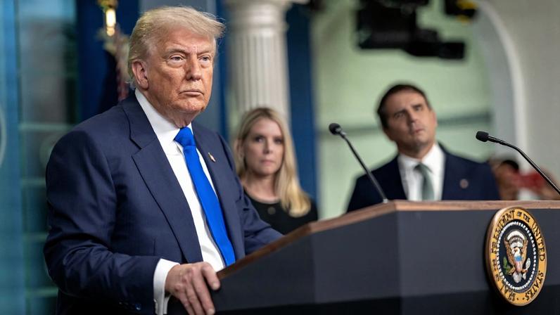 Presidente dos EUA Donald Trump fala sobre ataques ao Irã e escolta de navios.