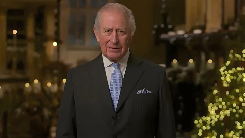 Rei Charles é chamado para defender a herança cristã