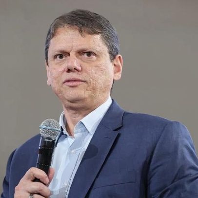 Tarcísio faz viagem ao STF sobre domicílio de Bolsonaro