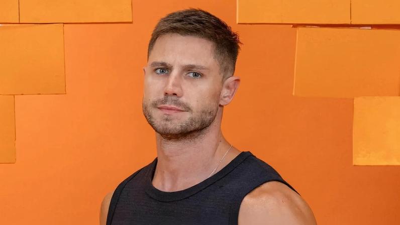 Jonas vai sair do 'BBB 26'? Atualização da enquete UOL tem mudança drástica após ação de Anitta e Juliette e torcida do modelo liga alerta contra Juliano