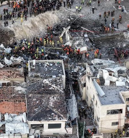 Imagem aérea do local do ataque fatal do Irã, após o lançamento de mísseis em resposta aos ataques dos EUA e de Israel, em Beit Shemesh, Israel
