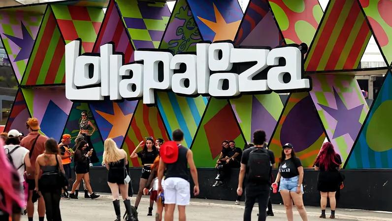 Fotografia da entrada do Lollapalooza.