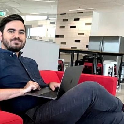 Famílias australianas temem que juros altos e gasolina cara causem recessão