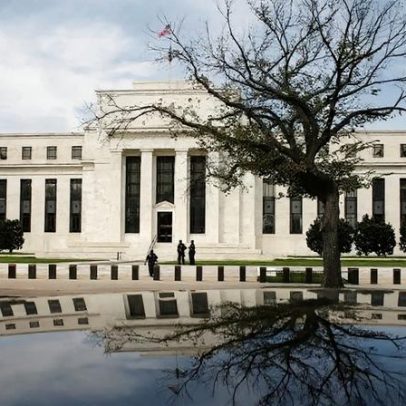 Guerra e incerteza reformulam apostas para Copom e FED