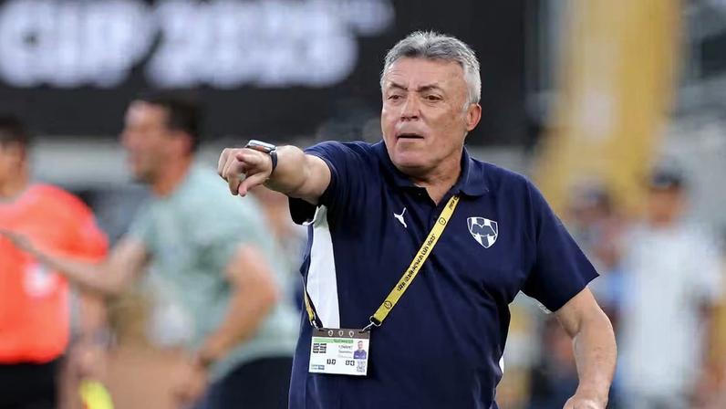 Domenec Torrent em Monterrey x Inter de Milão na Copa do Mundo de Clubes — Foto: REUTERS/Daniel Cole