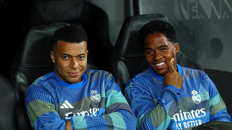 Endrick revela conselhos de Mbappé e Camavinga sobre a Ligue 1