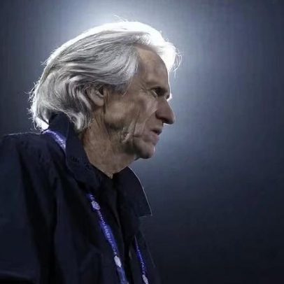 Ex-jogador do United diz que Jorge Jesus o intimidou no primeiro contato
