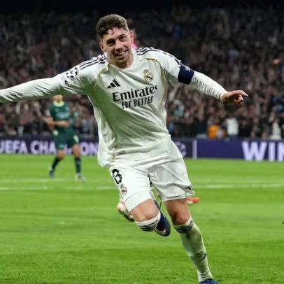 Valverde faz o primeiro hat-trick da carreira e empolga fãs