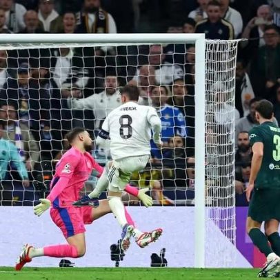 Valverde faz hat-trick e é o melhor da rodada 11 no Cartola Campeões