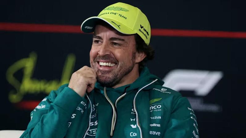 Alonso perde dia de mídia no Japão após nascimento do filho