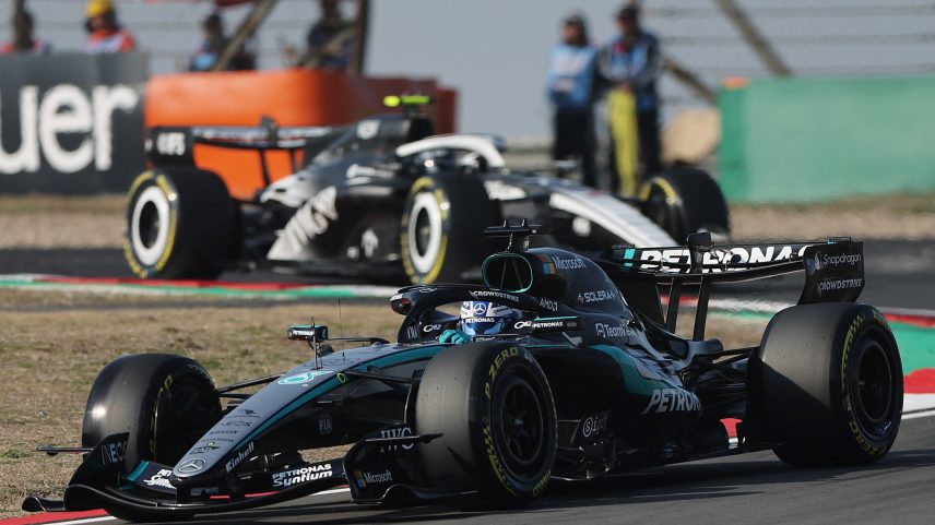 Mercedes segue invicta; Ferrari aposta em largada para vencer na China