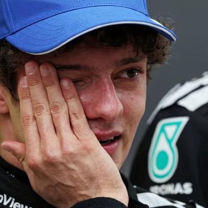 Antonelli chora após a primeira vitória e elogia a Mercedes pelo apoio