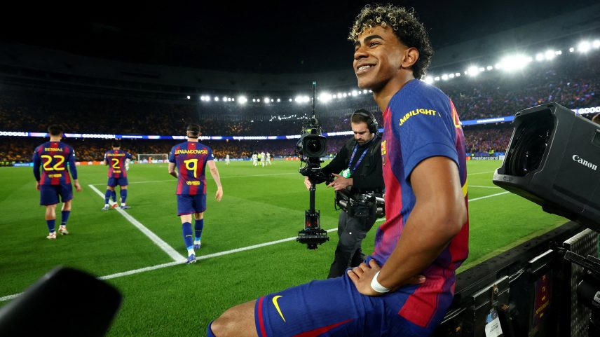 Barcelona goleia o Newcastle e bate recordes na Champions