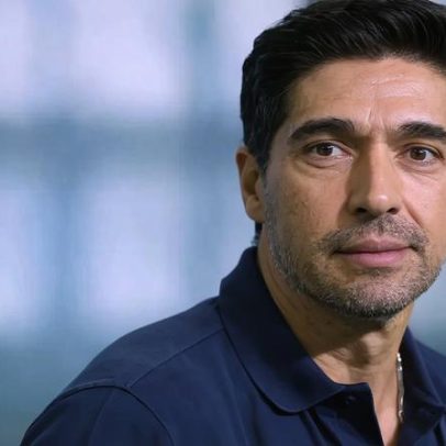 PAOK receberá valor do Palmeiras por títulos de Abel Ferreira