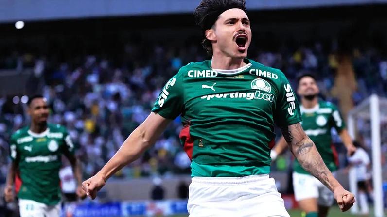 Maurício abre o placar para o Palmeiras no clássico contra o São Paulo