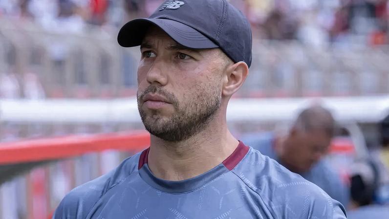 São Paulo oficializa demissão de Allan Barcellos