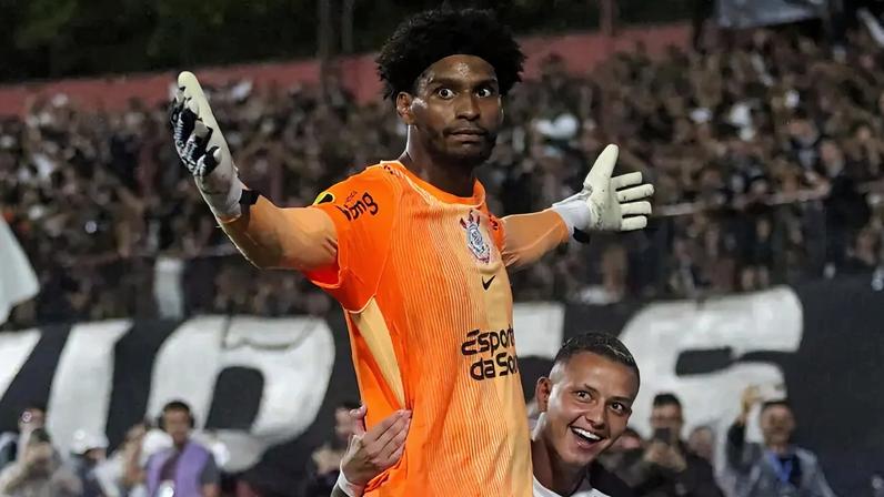Goleiro do Corinthians Hugo Souza é convocado após primeira baixa na Seleção