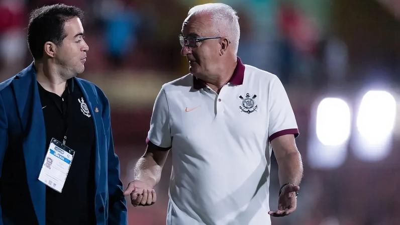 Corinthians busca reação contra Flamengo após pior sequência com Dorival