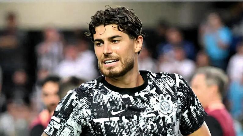 Pedro Raul recebeu sondagens da Série A (Foto: Jota Erre/Agif/Gazeta Press)