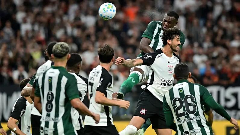 Coritiba vence o Corinthians em São Paulo pela primeira vez desde 2003