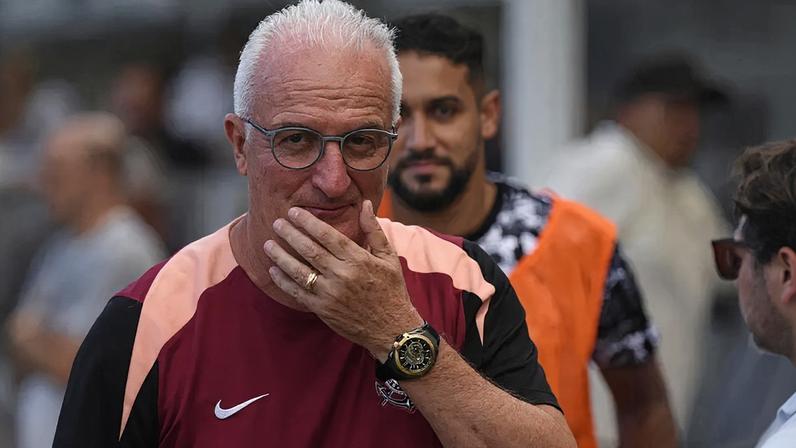 Dorival rebate críticas e minimiza pressão no cargo