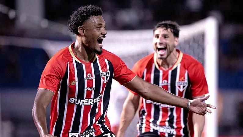 Sabino, zagueiro do São Paulo