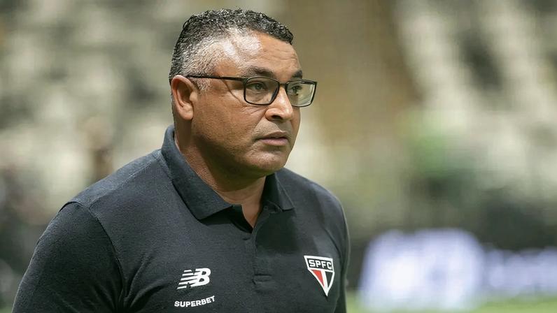 São Paulo retorna titulares para duelo contra o Palmeiras; confira a escalação