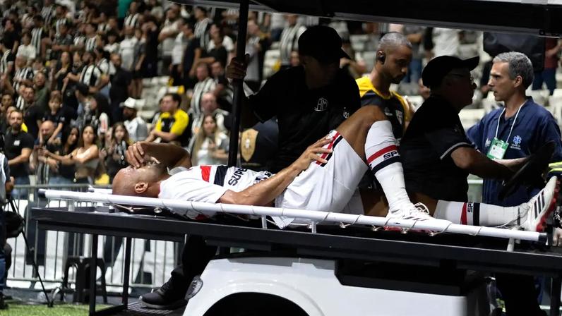 Lucas Moura faz exames médicos; São Paulo atualiza quadro do jogador