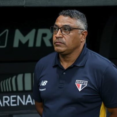 Roger estreia no clássico pelo São Paulo com derrota e problemas na escalação