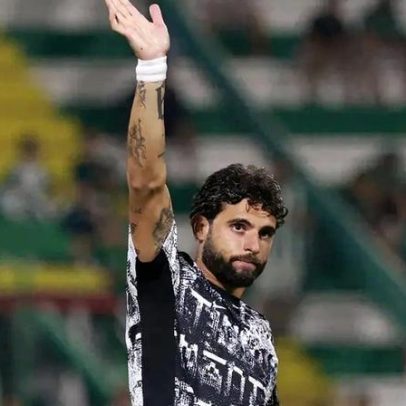 Yuri Alberto celebra retorno, Corinthians empata e ele pede foco