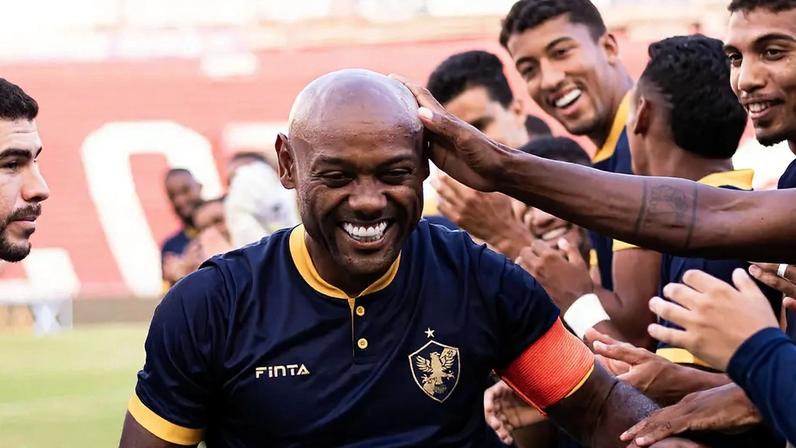 Despedida de Love e goleada do Vitória marcam o sábado na Copa do Nordeste