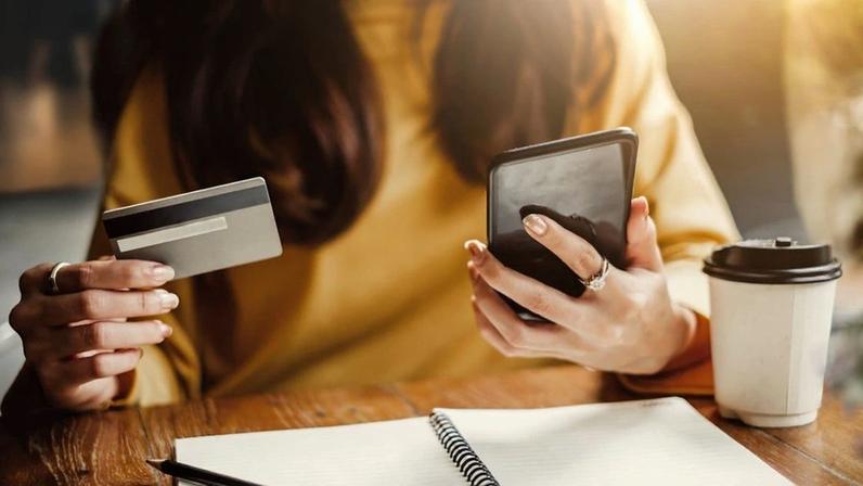 5 Smart Financial Commitments You Should Master Now