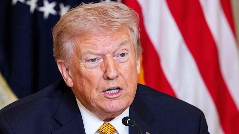 BBC pede ao tribunal dos EUA rejeitar ação de US$10 bilhões de Trump