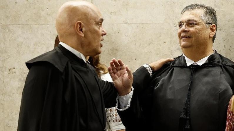 22.fev.2024 - Os ministros Alexandre de Moraes e Flávio Dino, do STF