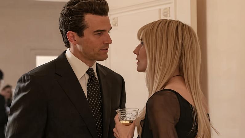 Paul Anthony Kelly and Dree Hemingway in Love Story: John F. Kennedy Jr & Carolyn Bessette.