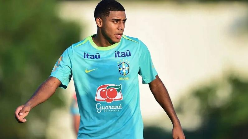 Gui Negão se machucou na Seleção de base (Foto: Staff Images / CBF)